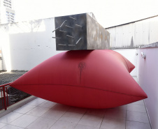Instalação do artista plástico Geraldo Zamproni no Museu Casa Alfredo Andersen(MCAA).Curitiba, 09 de setembro de 2019.Foto: Kraw Penas/SECC
