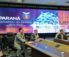 Coletiva de imprensa do secretário da Segurança Pública, coronel Rômulo Marinho Soares, acompanhado do Delegado Geral Adjunto Riad Braga Farhat  e do delegado Marcos Fernando da Silva Fontes, sobre a integração da base de dados entre Paraná, São Paulo e Brasília que permitiu a identificação de uma pessoa suspeita da morte da menina Raquel Genofre,  nesta quinta-feira (19). Curitiba, 19/04/2019 - Foto: Geraldo Bubniak/AEN