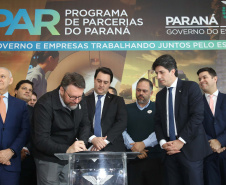O Governo do Paraná apresentou nesta segunda-feira (23), em evento com o governador Carlos Massa Ratinho Junior, no Palácio Iguaçu, a carteira de projetos de parcerias público-privadas (PPP). Serão apresentados projetos previstos, com estimativas de prazos, investimentos e um quadro com a evolução do planejamento de cada um. Curitiba,23/09/2019 Foto:Jaelson Lucas / AEN