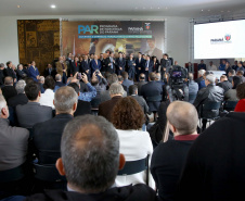 O Governo do Paraná apresentou nesta segunda-feira (23), em evento com o governador Carlos Massa Ratinho Junior, no Palácio Iguaçu, a carteira de projetos de parcerias público-privadas (PPP). Serão apresentados projetos previstos, com estimativas de prazos, investimentos e um quadro com a evolução do planejamento de cada um. Curitiba,23/09/2019 Foto:Jaelson Lucas / AEN