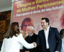 O governador Carlos Massa Ratinho Junior apresentou nesta terça-feira (24) o programa Banco da Mulher Paranaense, iniciativa do Governo do Estado para incentivar o empreendedorismo feminino em todos os setores econômicos, visando gerar mais emprego e renda no Estado.
