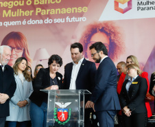 O governador Carlos Massa Ratinho Junior apresentou nesta terça-feira (24) o programa Banco da Mulher Paranaense, iniciativa do Governo do Estado para incentivar o empreendedorismo feminino em todos os setores econômicos, visando gerar mais emprego e renda no Estado.