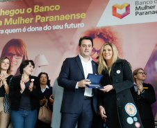 O governador Carlos Massa Ratinho Junior apresentou nesta terça-feira (24) o programa Banco da Mulher Paranaense, iniciativa do Governo do Estado para incentivar o empreendedorismo feminino em todos os setores econômicos, visando gerar mais emprego e renda no Estado.