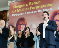 O governador Carlos Massa Ratinho Junior apresentou nesta terça-feira (24) o programa Banco da Mulher Paranaense, iniciativa do Governo do Estado para incentivar o empreendedorismo feminino em todos os setores econômicos, visando gerar mais emprego e renda no Estado.