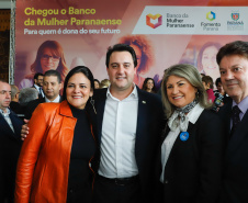 O governador Carlos Massa Ratinho Junior apresentou nesta terça-feira (24) o programa Banco da Mulher Paranaense, iniciativa do Governo do Estado para incentivar o empreendedorismo feminino em todos os setores econômicos, visando gerar mais emprego e renda no Estado.