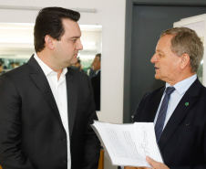 O governador Carlos Massa Ratinho Junior participou nesta segunda-feira (30), em Curitiba, da abertura do Congresso Mundial da União Internacional de Organizações de Pesquisa Florestal (IUFRO, da sigla em inglês). Esta é a 25ª edição do evento e a primeira vez que acontece na América Latina, reunindo cerca de 3,2 mil pesquisadores, de 114 países.