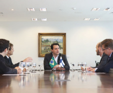 Governador Carlos Massa Ratinho Junior recebe o embaixador da Finlândia, Jouko Leinonen. Curitiba,01/10/2019 Foto:Jaelson Lucas / AEN