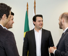 Governador Carlos Massa Ratinho Junior recebe o embaixador da Finlândia, Jouko Leinonen. Curitiba,01/10/2019 Foto:Jaelson Lucas / AEN