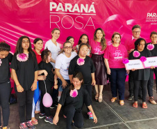Começou nesta quarta-feira (2) em Coronel Domingo Soares e Cândido de Abreu o Paraná Rosa, campanha que vai passar por 43 municípios do Estado levando ações de prevenção e promoção do cuidado integral à saúde das mulheres. Foto: Divulgação/SESA