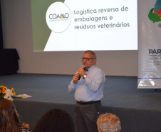 A Divisão de Resíduos Sólidos da Secretaria de Estado do Desenvolvimento Sustentável e do Turismo promoveu encontro nessa quarta-feira (02), em Curitiba, um encontro para discutir os principais avanços, projetos e dificuldades na área de resíduos sólidos no Paraná