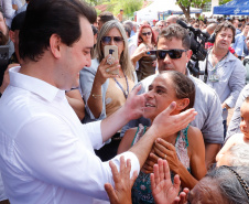 Londrina e outros sete municípios do Norte do Paraná terão R$ 29,8 milhões para fazer investimentos em escolas, ruas, centro cultural e compra de equipamentos. O governador Carlos Massa Ratinho Junior esteve nesta quinta-feira (03) em Londrina, onde recebeu os prefeitos e autorizou as licitações e homologações dos projetos.