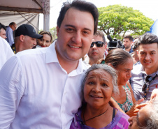 Londrina e outros sete municípios do Norte do Paraná terão R$ 29,8 milhões para fazer investimentos em escolas, ruas, centro cultural e compra de equipamentos. O governador Carlos Massa Ratinho Junior esteve nesta quinta-feira (03) em Londrina, onde recebeu os prefeitos e autorizou as licitações e homologações dos projetos.