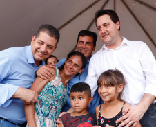 Londrina e outros sete municípios do Norte do Paraná terão R$ 29,8 milhões para fazer investimentos em escolas, ruas, centro cultural e compra de equipamentos. O governador Carlos Massa Ratinho Junior esteve nesta quinta-feira (03) em Londrina, onde recebeu os prefeitos e autorizou as licitações e homologações dos projetos.