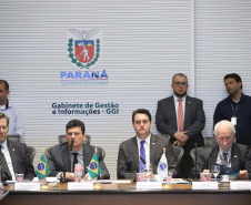 O governador Carlos Massa Ratinho Junior e o ministro da Justiça Sergio Moro, participaram da Encontro do Conselho Nacional de Secretários de Estado da Justiça, Cidadania, Direitos Humanos e Administração Penitenciária. Participaram: os secretários: de Segurança Pública, cel. Romulo Marinho Soares; entre outros.Curitiba, 04-10-19.Foto: Arnaldo Alves / AEN.