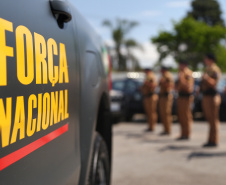 O governador Carlos Massa Ratinho Junior e o ministro da Justiça e Segurança Pública, Sergio Moro, visitam a Base da Força Nacional de Segurança Pública, em São José dos Pinhais. Foto: José Fernando Ogura/AEN