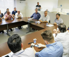 O Conselho da Autoridade Portuária de Antonina retomou, nesta sexta-feira (4), as reuniões periódicas que discutem temas envolvendo o porto, empresas do setor e o crescimento da cidade. Os encontros não aconteciam há quase dois anos e a partir de agora deverão ser trimestrais.Foto: Claudio Neves/Portos do Paraná