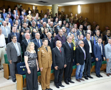 O Batalhão de Polícia Rodoviária (BPRv) recebeu nesta quarta-feira (09), na sede do Departamento de Estradas e Rodagens (DER-PR), em Curitiba, o novo comandante da unidade. O coronel Erich Wagner Osternack passou a função ao tenente-coronel Olavo Vianei Francischett Nunes, que desde 2012 chefiava a Central de Operações Policiais Militares (Copom).
