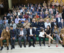 O Batalhão de Polícia Rodoviária (BPRv) recebeu nesta quarta-feira (09), na sede do Departamento de Estradas e Rodagens (DER-PR), em Curitiba, o novo comandante da unidade. O coronel Erich Wagner Osternack passou a função ao tenente-coronel Olavo Vianei Francischett Nunes, que desde 2012 chefiava a Central de Operações Policiais Militares (Copom).
