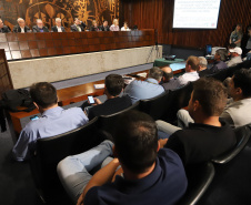O secretário de Agricultura e Abastecimento Norberto Ortigara, participa da Audiência Pública que trata da incorporação da Emater, CPRA, Codapar e do Iapar, na Assembleia Legislativa.Curitiba, 09-10-19.Foto: Arnaldo Alves / AEN.