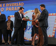 O governador Carlos Massa Ratinho Junior lança nesta quarta-feira (09) o projeto Cinema na Praça, que beneficiará cidades com até dez mil habitantes que não têm cinemas de rua ou em centros comerciais, no Palácio Iguaçu, em Curitiba.  09/10/2019 - Foto: Geraldo Bubniak/AEN