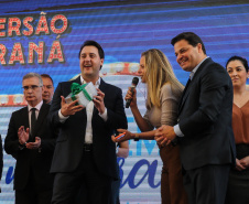 O governador Carlos Massa Ratinho Junior lança nesta quarta-feira (09) o projeto Cinema na Praça, que beneficiará cidades com até dez mil habitantes que não têm cinemas de rua ou em centros comerciais, no Palácio Iguaçu, em Curitiba.  09/10/2019 - Foto: Geraldo Bubniak/AEN