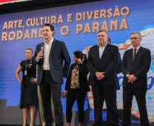 O governador Carlos Massa Ratinho Junior lança nesta quarta-feira (09) o projeto Cinema na Praça, que beneficiará cidades com até dez mil habitantes que não têm cinemas de rua ou em centros comerciais, no Palácio Iguaçu, em Curitiba.  09/10/2019 - Foto: Geraldo Bubniak/AEN