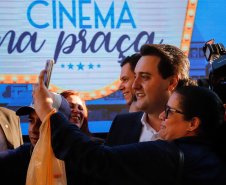 O governador Carlos Massa Ratinho Junior lança nesta quarta-feira (09) o projeto Cinema na Praça, que beneficiará cidades com até dez mil habitantes que não têm cinemas de rua ou em centros comerciais, no Palácio Iguaçu, em Curitiba.  09/10/2019 