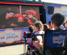 O governador Carlos Massa Ratinho Junior lança nesta quarta-feira (09) o projeto Cinema na Praça, que beneficiará cidades com até dez mil habitantes que não têm cinemas de rua ou em centros comerciais, no Palácio Iguaçu, em Curitiba. 09/10/2019
