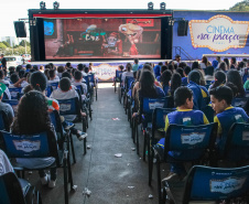 O governador Carlos Massa Ratinho Junior lança nesta quarta-feira (09) o projeto Cinema na Praça, que beneficiará cidades com até dez mil habitantes que não têm cinemas de rua ou em centros comerciais, no Palácio Iguaçu, em Curitiba. 09/10/2019
