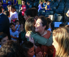 O governador Carlos Massa Ratinho Junior lança nesta quarta-feira (09) o projeto Cinema na Praça, que beneficiará cidades com até dez mil habitantes que não têm cinemas de rua ou em centros comerciais, no Palácio Iguaçu, em Curitiba. 09/10/2019
