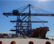 O governador Carlos Massa Ratinho Júnior inaugura nesta quinta-feira (10) , o viaduto da BR-277 e as obras de ampliação do Terminal de Contêineres de Paranaguá (TCP).Paranaguá, 09/10/2019 -  Foto: Geraldo Bubniak/AEN