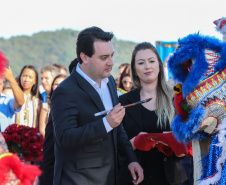 O governador Carlos Massa Ratinho Júnior inaugura nesta quinta-feira (10) , o viaduto da BR-277 e as obras de ampliação do Terminal de Contêineres de Paranaguá (TCP).Paranaguá, 09/10/2019 -  Foto: Geraldo Bubniak/AEN