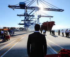O governador Carlos Massa Ratinho Júnior inaugura nesta quinta-feira (10) , o viaduto da BR-277 e as obras de ampliação do Terminal de Contêineres de Paranaguá (TCP).Paranaguá, 09/10/2019 -  Foto: Geraldo Bubniak/AEN