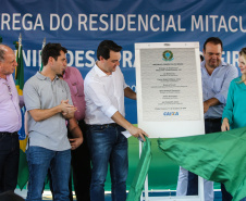 O governador Carlos Massa Ratinho Junior entrega nesta sexta-feira (11)  moradias populares em  Prado Ferreira.  As moradias fazem parte de um projeto integrado do Governo do Estado com o Governo Federal e o município. Foto: Gilson Abreu/AEN