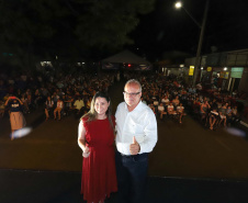 Marumbi é a primeira cidade a receber o programa Cinema na Praça. Presentes no evento: prefeito de Marumbi, Adhemar Francisco Rejani; Primeira Dama do Estado, Luciana Saito Massa; entre outros. N/F: Lucas Henrique Muniz.Marumbi, 12-10-19.Foto: Arnaldo Alves / AEN.