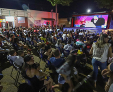 Marumbi é a primeira cidade a receber o programa Cinema na Praça. Presentes no evento: prefeito de Marumbi, Adhemar Francisco Rejani; Primeira Dama do Estado, Luciana Saito Massa; entre outros. N/F: Lucas Henrique Muniz.Marumbi, 12-10-19.Foto: Arnaldo Alves / AEN.