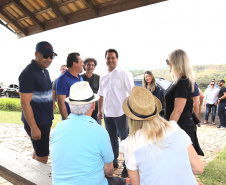 O governador Carlos Massa Ratinho Junior acompanha neste domingo (13) o Festival de Balonismo, que acontece no Parque Estadual de Vila Velha, em Ponta Grossa. Presente: prefeito de Ponta Grossa, Marcelo Rangel; secretário de Desenvolvimento Sustentável e Turismo, Márcio Nunes; Sandro Alex; entre outros.Ponta Grossa, 13-10-19.Foto: Arnaldo Alves / AEN.
