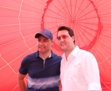 O governador Carlos Massa Ratinho Junior acompanha neste domingo (13) o Festival de Balonismo, que acontece no Parque Estadual de Vila Velha, em Ponta Grossa. Presente: prefeito de Ponta Grossa, Marcelo Rangel; secretário de Desenvolvimento Sustentável e Turismo, Márcio Nunes; Sandro Alex; entre outros.Ponta Grossa, 13-10-19.Foto: Arnaldo Alves / AEN.