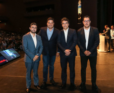 O governador Carlos Massa Ratinho Junior lança nesta quarta-feira (09) evento Governo 5.0 - Inovação a Serviço da População, Como Fazer Diferente,Como Pensar Diferente, no Teatro Guaira em Curitiba.  14/10/2019 - Foto: Geraldo Bubniak/AEN