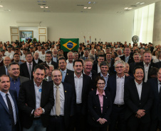 O governador Carlos Massa Ratinho Junior e a ministra da Agricultura, Pecuária e Abastecimento, Tereza Cristina, anunciam nesta terça-feira (15),  no Palácio Iguaçu, em Curitiba, a suspensão das campanhas de vacinação contra febre aftosa em rebanhos bovinos e de bufalinos no Paraná.  Curitiba, 14/10/2019 - Foto: Geraldo Bubniak/AEN