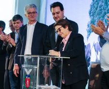 O governador Carlos Massa Ratinho Junior e a ministra da Agricultura, Pecuária e Abastecimento, Tereza Cristina, anunciam nesta terça-feira (15),  no Palácio Iguaçu, em Curitiba, a suspensão das campanhas de vacinação contra febre aftosa em rebanhos bovinos e de bufalinos no Paraná.  Curitiba, 14/10/2019 - Foto: Geraldo Bubniak/AEN