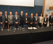 Até esta sexta-feira (18) acontece em Curitiba o Encontro Paranaense de Administradores e Técnicos em Saúde Pública Odontológica (Epatespo) e o XIV Congresso Internacional de Odontologia do Paraná (Ciopar). A Secretaria de Estado da Saúde é organizadora do encontro e participa do Ciopar com 200 odontólogos.Foto: Divulgação/SESA