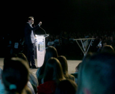 O governador Carlos Massa Ratinho Junior particiou nesta segunda-feira (21) do evento de premiação do Concurso Agrinho 2019. Promovido pela Federação da Agricultura do Paraná (Faep), com a parceria do Governo do Estado, o programa envolve, todo ano, aproximadamente 800 mil alunos e mais de 50 mil professores. Pinhais,21/10/2019 Foto:Jaelson Lucas / AEN