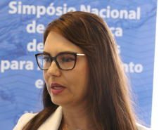 A engenheira da Sanepar Adriana Verchai de Lima Lobo, que representa o Paraná no CBDB, explica que o objetivo do simpósio foi disseminar a cultura de segurança de barragens de abastecimento público e mitigar riscos de ocorrência de incidentes ou de acidentes com estas estruturas