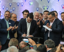 O governador Carlos Massa Ratinho Junior anuncia nesta segunda-feira (21) a liberação de R$ 50 milhões para ações da área da saúde.   Curitiba, 21/10/2019 - Foto: Geraldo Bubniak/AEN