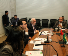O Governo do Estado recebeu nesta segunda-feira (21) o convite para participar da feira Annual Investment Meeting 2020, plataforma líder mundial para investimentos diretos estrangeiros, que acontece entre os dias 24 e 26 de março, em Dubai, nos Emirados Árabes Unidos