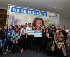 O governador Carlos Massa Ratinho Junior confirma nesta terça-feira (22) recursos para investimentos em infraestrutura escolar. Serão emitidas ordens de serviço para início de obras de reparos e melhorias e autorizadas novas licitações, envolvendo mais de 100 escolas, em todas as regiões do Estado   Curitiba, 22/10/2019 - Foto: Geraldo Bubniak/AEN