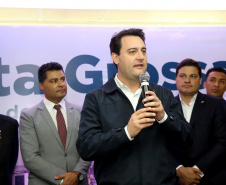 O governador Carlos Massa Ratinho Junior, acompanhado do prefeito Marcelo Rangel, do vice-governador Darci Piana e de diversas autoridades, assinou o decreto que transfere temporariamente a sede do governo estadual para o município. A iniciativa coincide com a Feira Paraná, que acontece de 18 a 27 de outubro.Foto:Jaelson Lucas / AEN