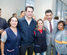 Um ato na prefeitura de Ponta Grossa, nos Campos Gerais, marcou a instalação da sede do Governo do Estado na cidade na manhã desta quarta-feira (23). Por dois dias, na quarta e quinta-feira (24), toda a equipe da administração pública estadual despachará do Centro de Eventos de Ponta Grossa.