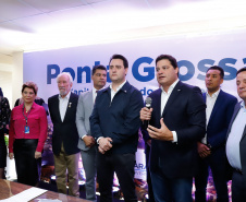 Um ato na prefeitura de Ponta Grossa, nos Campos Gerais, marcou a instalação da sede do Governo do Estado na cidade na manhã desta quarta-feira (23). Por dois dias, na quarta e quinta-feira (24), toda a equipe da administração pública estadual despachará do Centro de Eventos de Ponta Grossa.